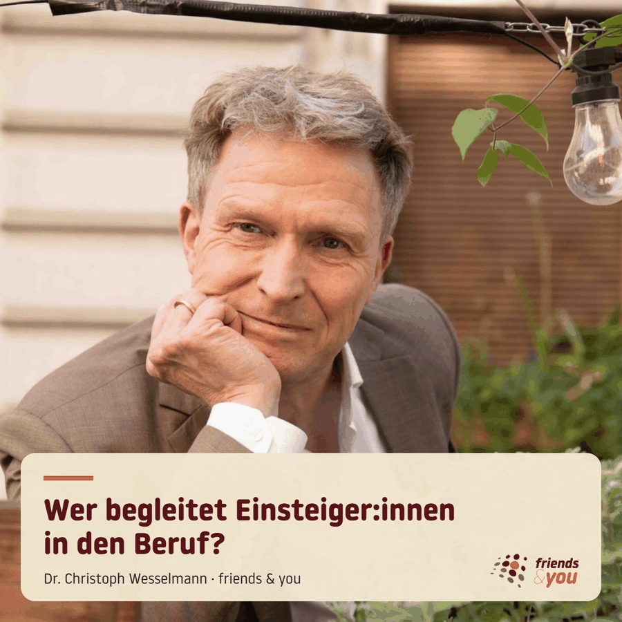 Titelbild des LinkedIn-Beitrags von Dr. Christoph Wesselmann: „Wer begleitet junge Menschen in den Beruf, wenn KI ihre ersten Aufgaben übernimmt?“ – Porträt von Dr. Christoph Wesselmann